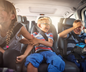 Plan fun in the car. 10 fun road trip activities for all ages